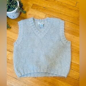 Vintage Bergdorf Goodman Gray Knit Sleeveless Mohair Sweater Vest